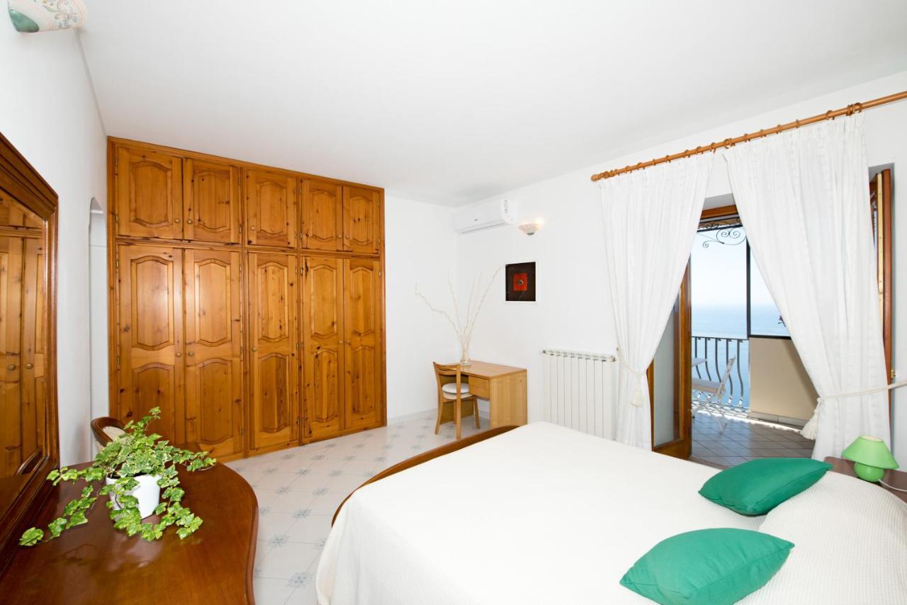 Villa Savina - Elegant Family Villa Overlooks Amalfi Coast - โปซิตาโน ภายนอก รูปภาพ