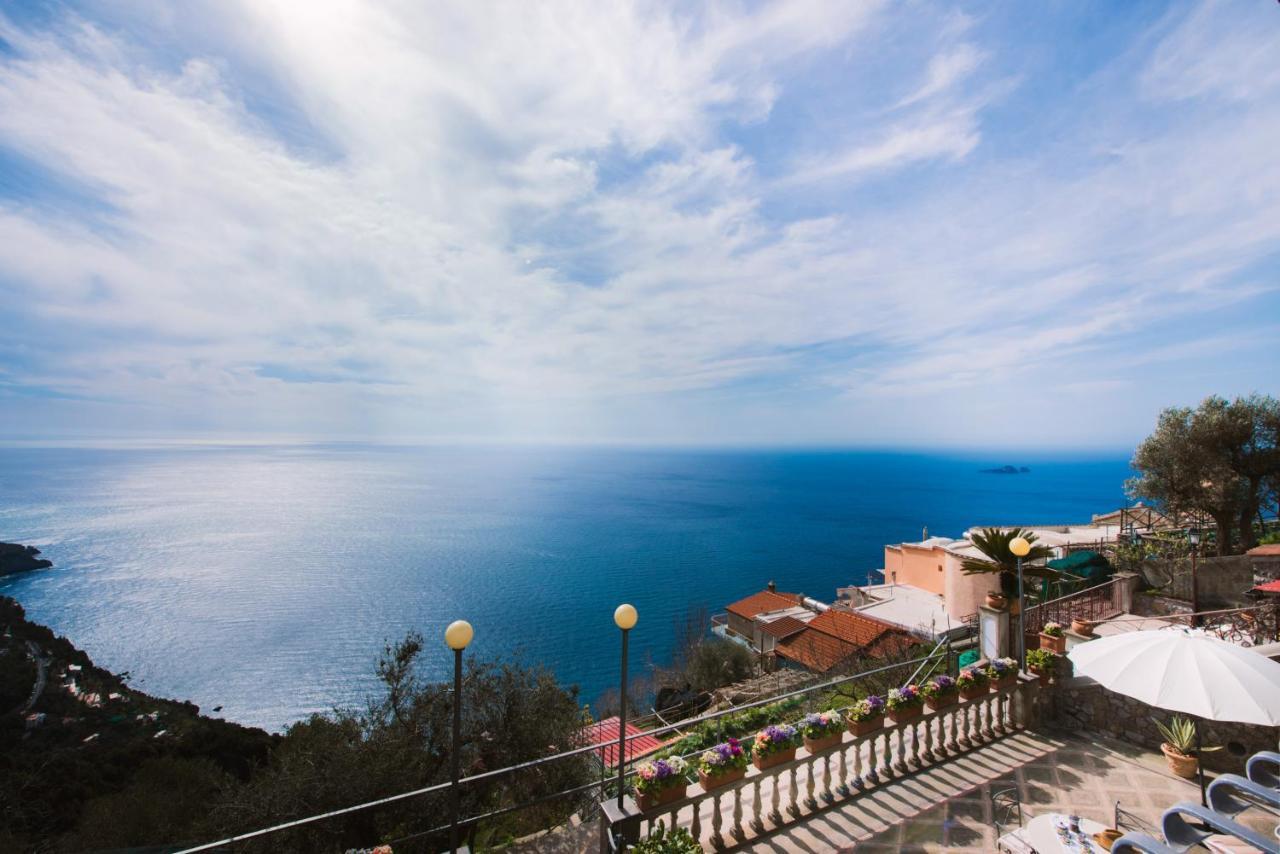 Villa Savina - Elegant Family Villa Overlooks Amalfi Coast - โปซิตาโน ภายนอก รูปภาพ